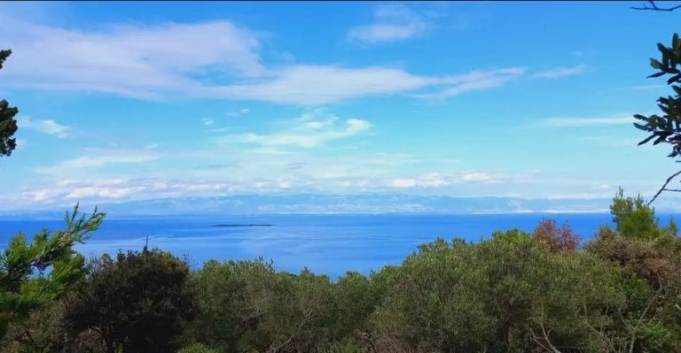 Blick zum Velebit Gebirge Blick zum Velebit Gebirge