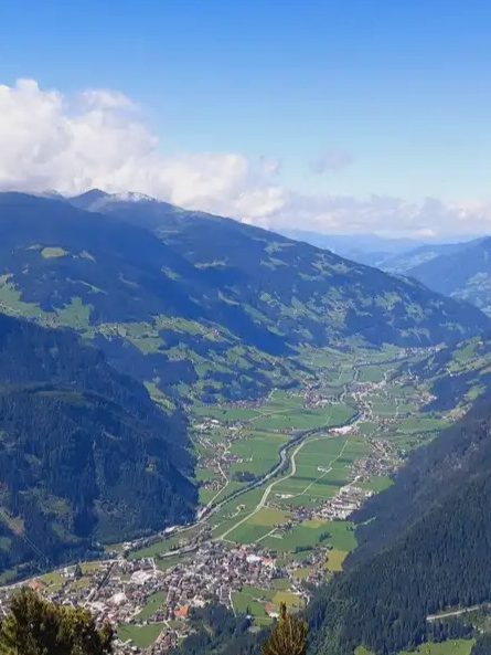 Blick vom Filzenkogel Zillertal Blick vom Filzenkogel Zillertal