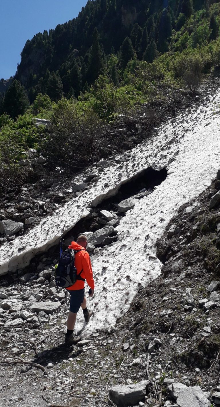Schneereste